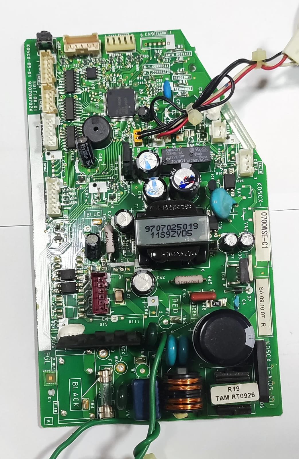 Placa Principal Evaporadora - Fujitsu - 9707025019 / 11S9ZVD5 / 0700WSE-C1 - Usada